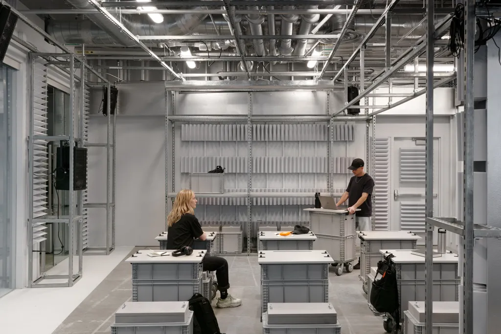 Testing and listening in the Dartmouth Warehouse for Sonic Art